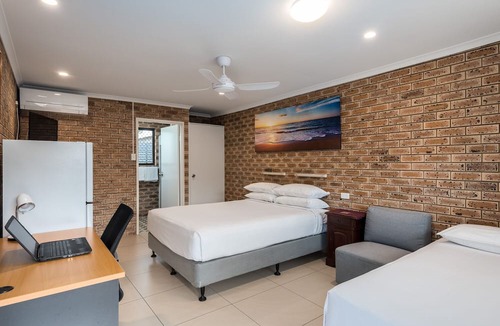 Marcoola Hotel | Sunshine Coast Airport Motel