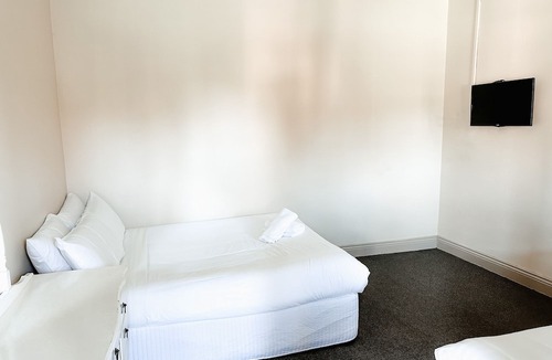 Stroud Hotel | Central Hotel Stroud