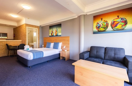 Taree Hotel | Midlands Motel