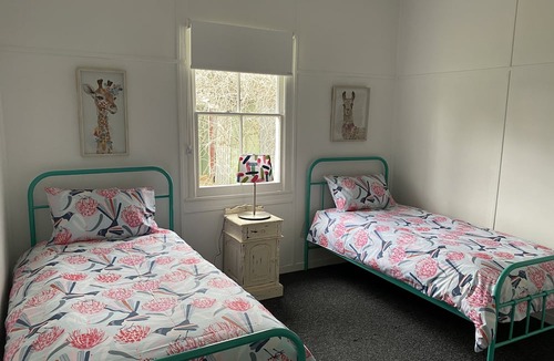 Coonabarabran House | Dark Skies Cottage