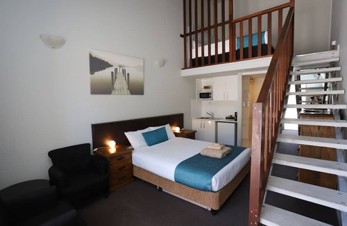 Kallangur Hotel | Kallangur North Lakes Motel