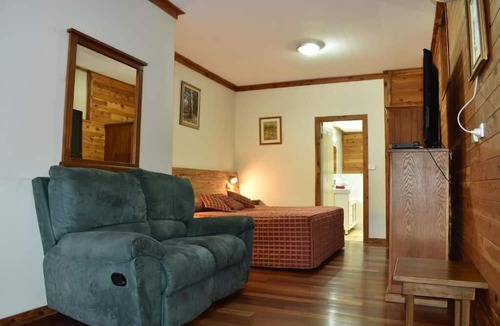 Brooklyn Hotel | Brooklyn Motel