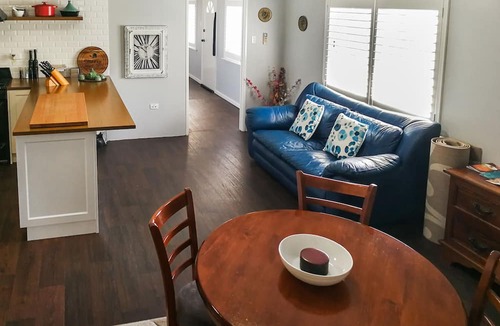 Redcliffe Bed & Breakfast | Airport B&B