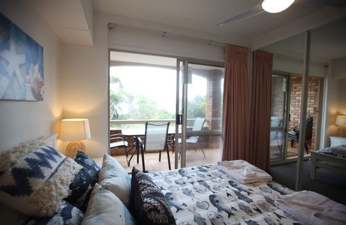 Nelson Bay Apartment | Beachfront Shoal Bay