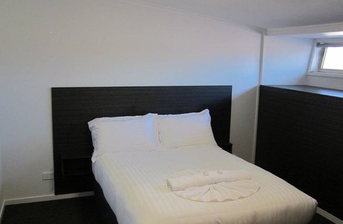 North Hobart Hotel | Queens Head Hotel