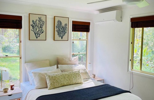 Cootharaba Cottage | Relaxing Family-Friendly Vacation Home with a nature view in Noosa Hinterland!