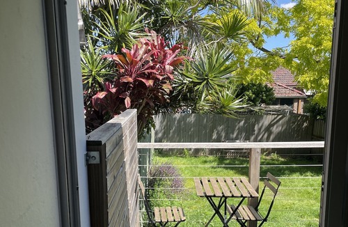 Ashfield Villa | Sunny one bedroom villa in a quite and relaxing area, 20 minutes from CBD