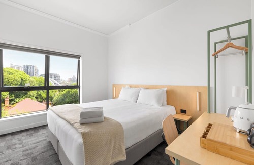 Brisbane Central Business District Hostel | YHA Brisbane City