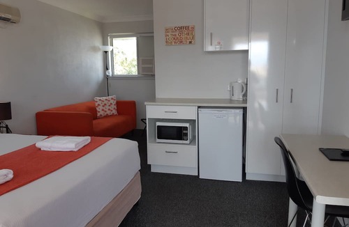 West Ballina Hotel | Econo Lodge Chaparral Motel Ballina