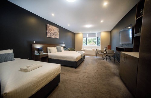 Modbury Hotel | The Tea Tree