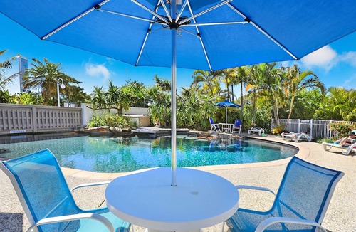 Alexandra Headland Apartment | Headland Tropicana