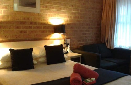 Dapto Hotel | Elsinor Motor Lodge