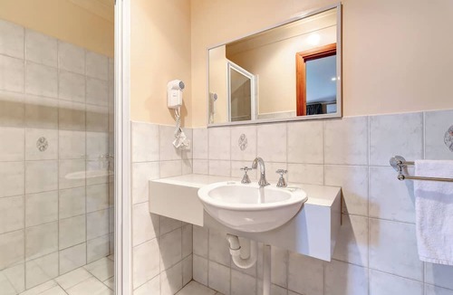 Strathalbyn Hotel | Victoria Hotel - Strathalbyn