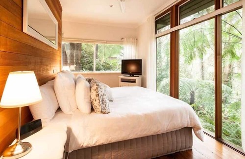 Olinda Cottage | A Cottage in the Forest