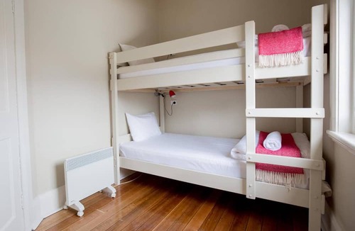 Battery Point House | Montacute Boutique Bunkhouse
