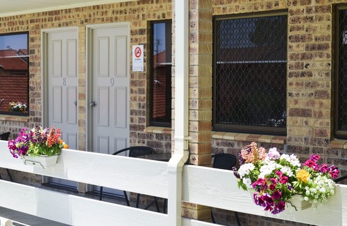 Caloundra Hotel | Golden Beach Motor Inn