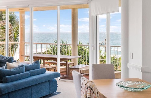 Sunrise Beach Apartment | Seamist 6 - Apartment w/Ocean views, 80m to beach