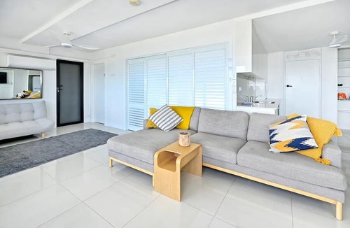 Alexandra Headland Apartment | Alexandra Headland Ocean Dream - Stunning View ZA6