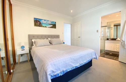 Cronulla Apartment | Gobsmacking Views 6 with Direct Beach Access