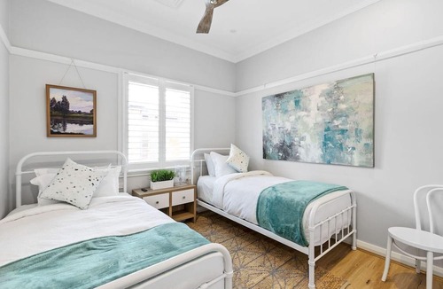 Mosman Apartment | Mosman - BALO1 - The Esplanade - Stylish 2BR Beachfront Apartment Steps from Balmoral Sand