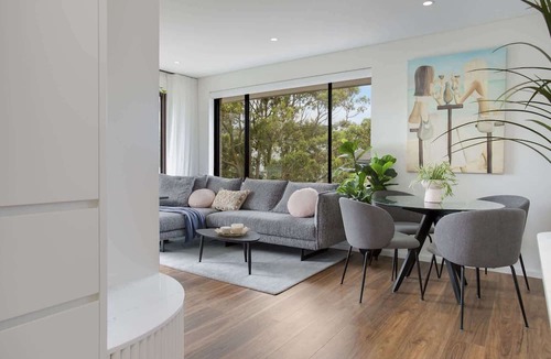 Freshwater Apartment | North-East Facing Modern 2-bed Apartment