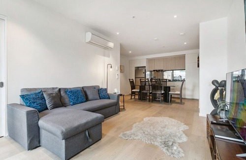 Docklands Apartment | Riverside Views Melbourne - WiFi-Netflix