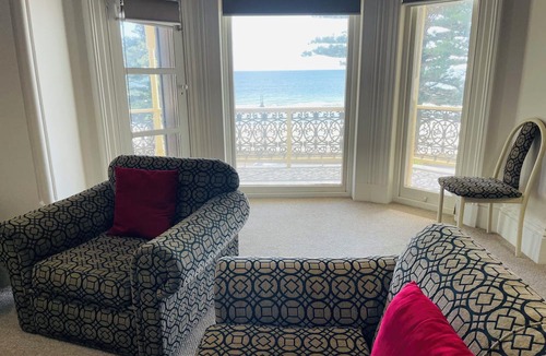 Glenelg Apartment | Adelaide's Seaside Location - Glenelg Beach: Seafield Apartment No. 4, Upstairs, Shared balcony