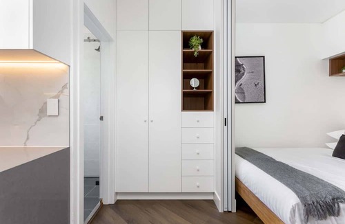 Elizabeth Bay Apartment | Stylish Studio Near Kings Cross Train Station