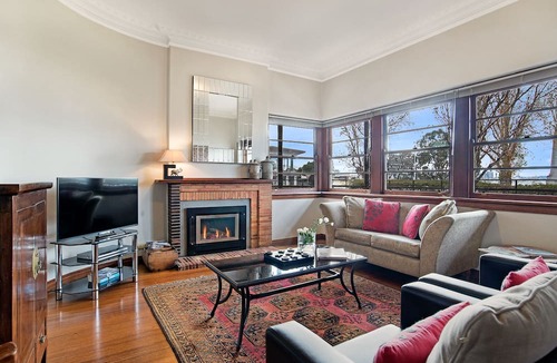 Williamstown Apartment | Captain's Retreat Apartments and Cottages