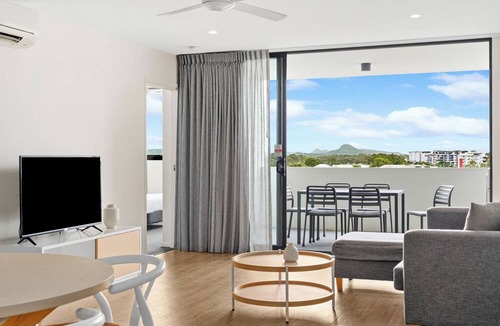 Maroochydore Apartment | Direct Collective - Rhythm on Beach