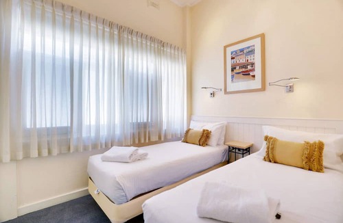 Glenelg Apartment | Bayview Family Apartments Glenelg