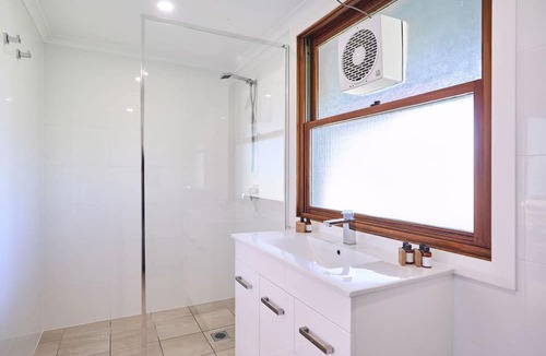 Lovedale Villa | Wandin Valley Estate
