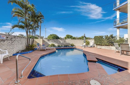 Maroochydore Apartment | NEWLY REFURBISHED - 9 Seabelle – Opposite the beach in Cotton Tree
