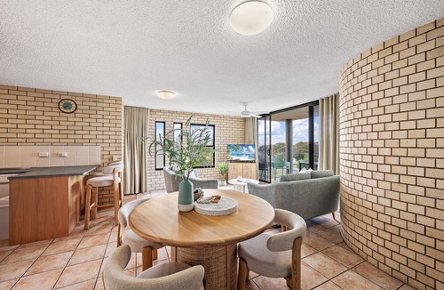 Maroochydore Apartment | NEWLY REFURBISHED - 9 Seabelle – Opposite the beach in Cotton Tree