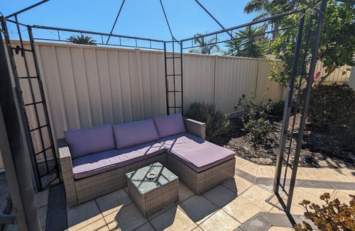 Ballajura House | Discover Your Perfect Getaway: Modern and Cozy Short-Term Stays