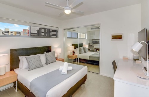 Birtinya Apartment | Aquarius Kawana