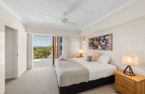 Mudjimba Apartment | 3 Bedroom Ocean View Apartment