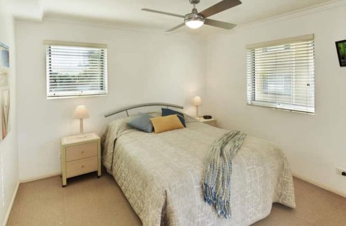 Caloundra Apartment | Cetina 2 Waterfront Views & Modern Coastal Stay