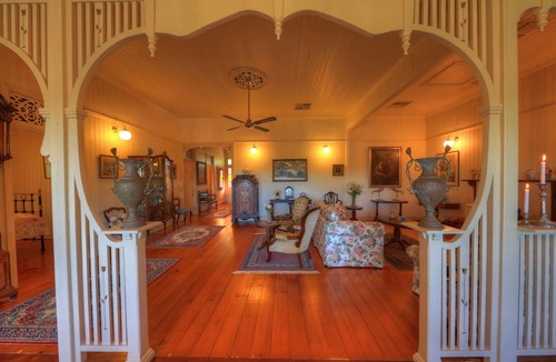 Montville Cottage | The Falls Montville