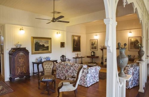 Montville Cottage | The Falls Montville