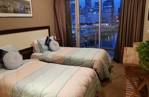Darling Harbour Apartment | Executive apartment waterfront Darling Harbor ICC Sydney