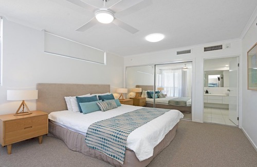 Kings Beach Apartment | Kings Edge unit 11 Kings Beach QLD
