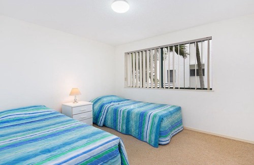 Moffat Beach Apartment | Seacrest Unit 1 Moffat Beach QLD