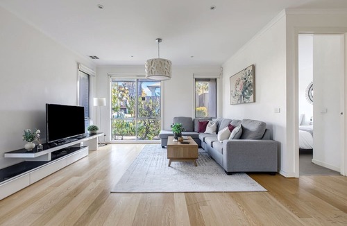 Maidstone Apartment | Family-Friendly Home with Alfresco Patio & BBQ