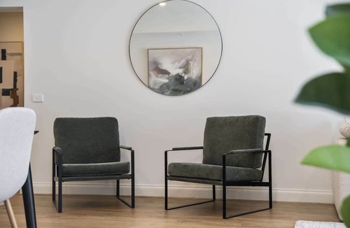 Melbourne Central Business District Apartment | Spacious 3-Bed Apartment in Melbourne CBD
