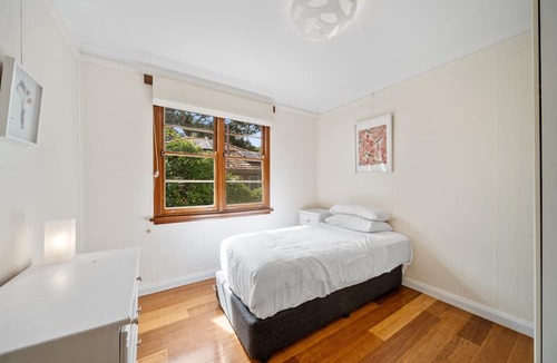 Narrabundah Apartment | Comfortable 3-Bed Haven Near Canberra Attractions