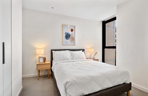 Heidelberg Apartment | Heidelberg 2-Bed Retreat near Austin Hospital