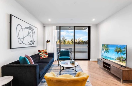 Southport Apartment | The Regal - Brand NEW LUX 2BR Terrace Pool & GYM