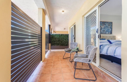Redcliffe Apartment | "Parkside Villa on the Creek"