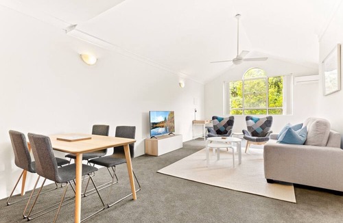 Marrickville Apartment | Pristine 2-Bed Near Marrickville Village